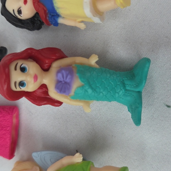 Disney Princesses Mini Brands Cake Toppers Bundle (6) - Picture 7 of 17